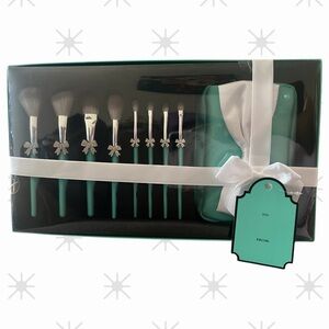 Glitz & Glam Tiffany blue Makeup Brush Set with Gift Box